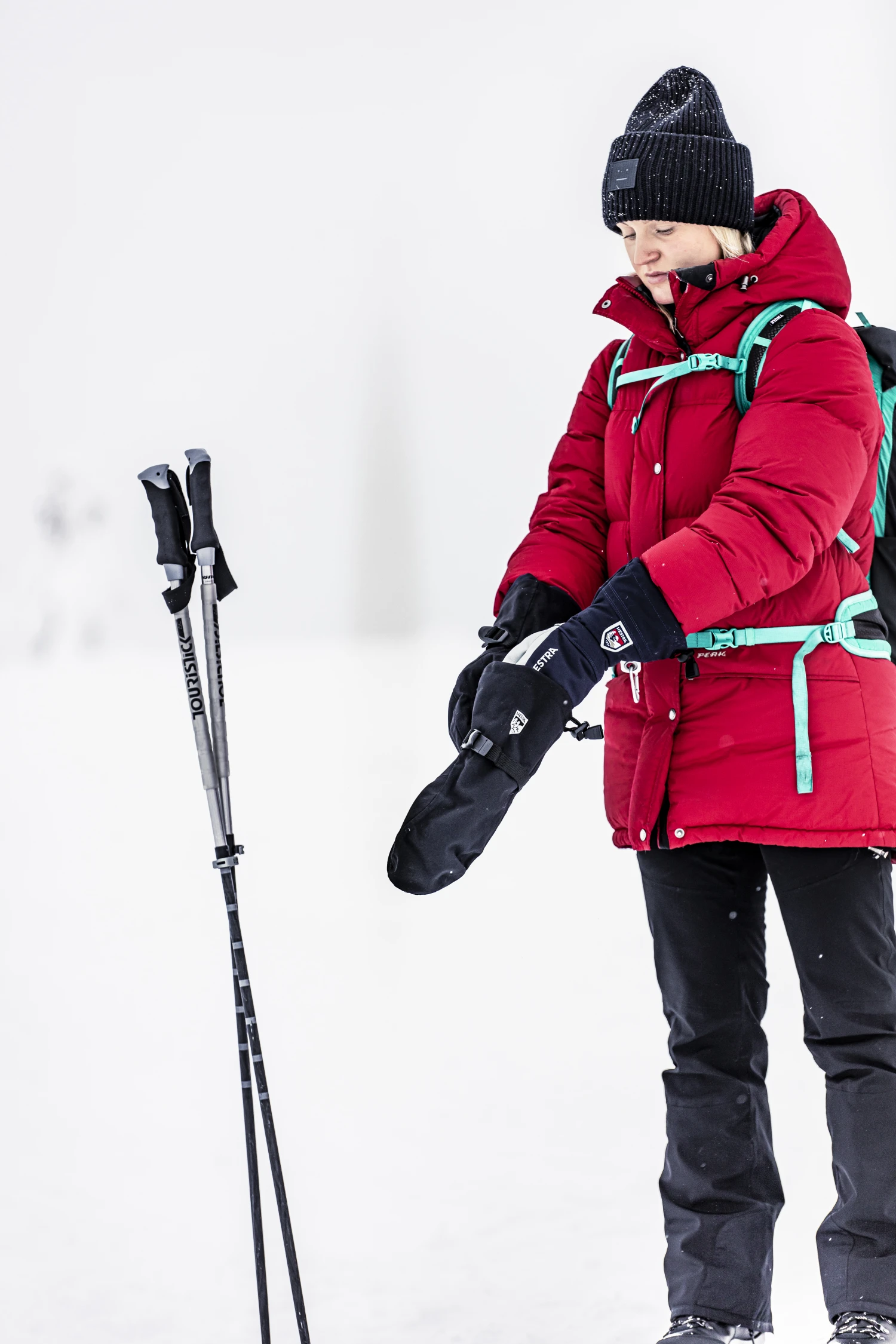 Hestra Hydra Seam Sealed Mitt - Black 5 Hestra Hydra Seam Sealed Mitt - Black - Image 5