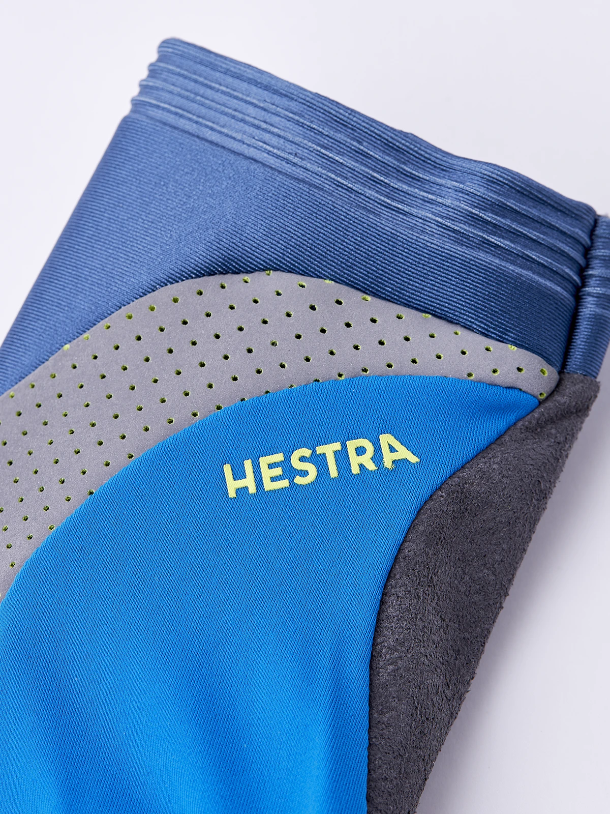 Hestra Apex Reflective Short 5-finger 2 Hestra Apex Reflective Short 5-finger - Image 2