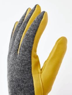 Hestra Deerskin Wool Tricot - Charcoal & Natural Yellow 7 Hestra Deerskin Wool Tricot - Charcoal & Natural Yellow -Hestra Sale Store 398 9f75abe321 20450 7807100 4 original