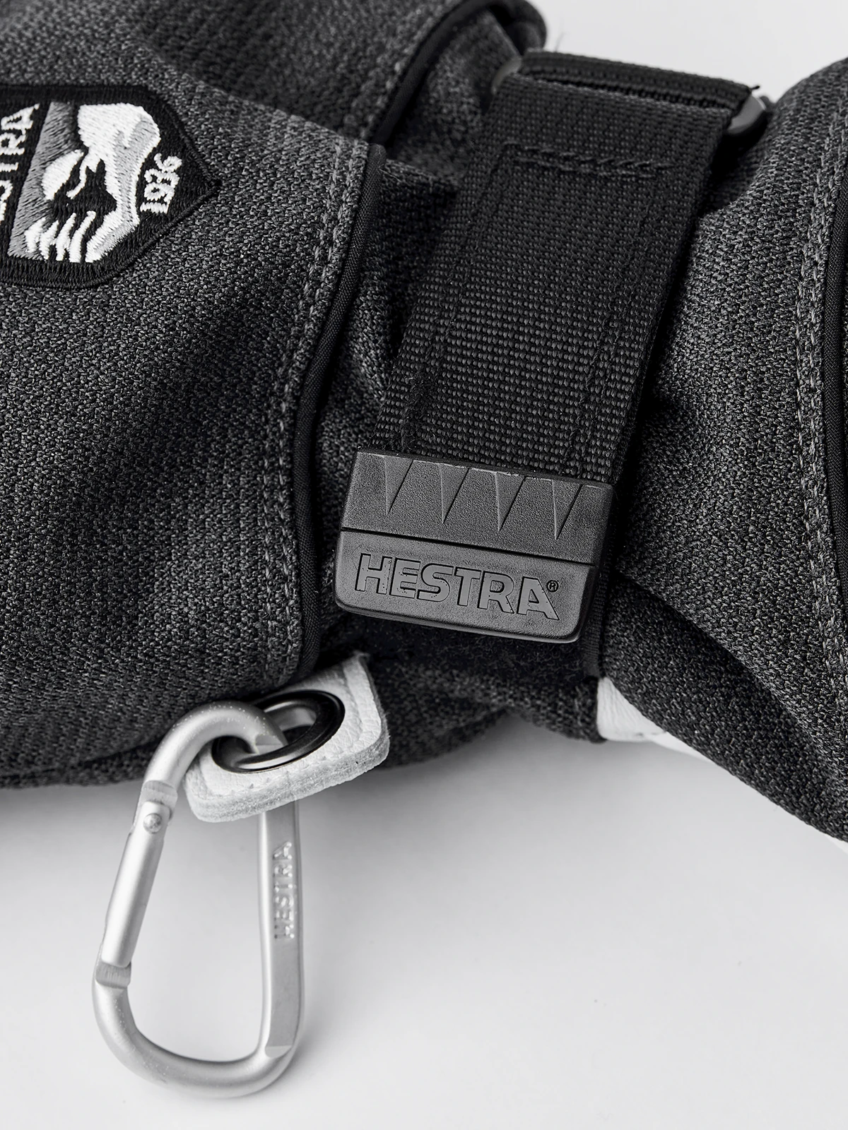 Hestra Army Leather Coach Czone 3-finger - Charcoal & Black 3 Hestra Army Leather Coach Czone 3-finger - Charcoal & Black - Image 3