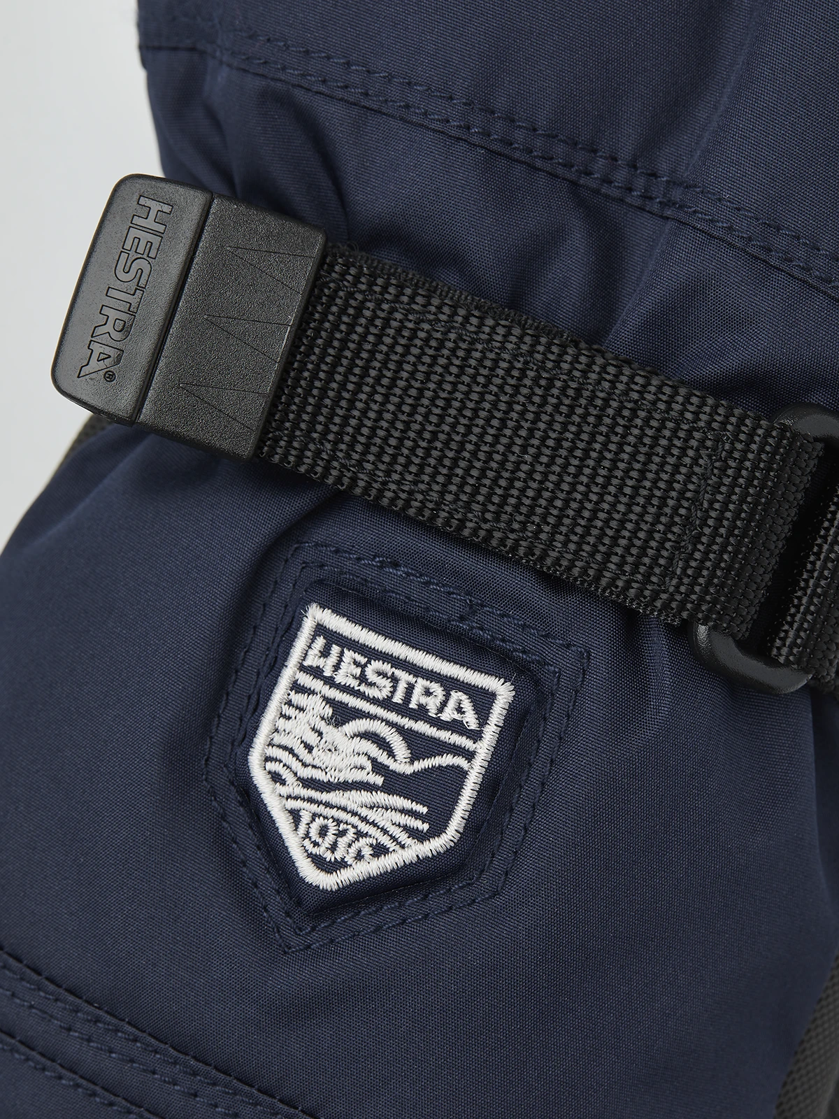 Hestra Gore-Tex Gauntlet Jr. 5-finger - Dark Navy 3 Hestra Gore-Tex Gauntlet Jr. 5-finger - Dark Navy - Image 3