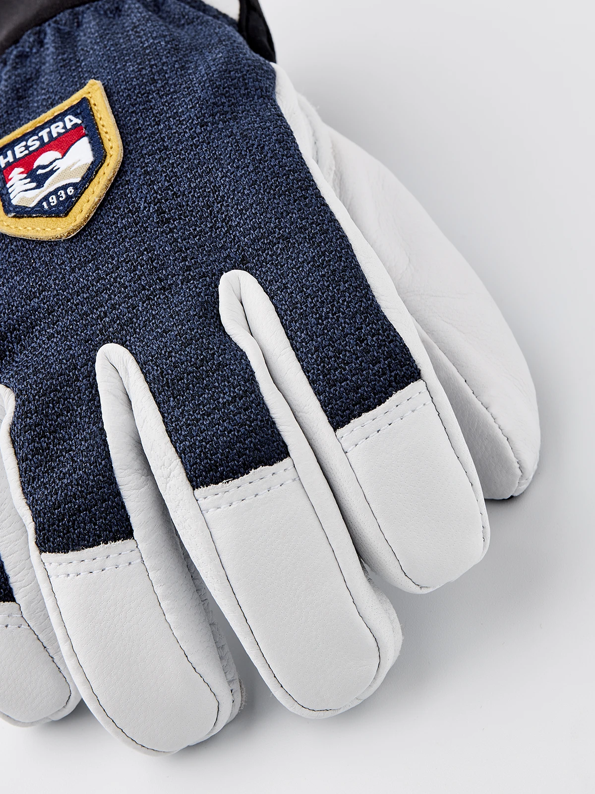 Hestra Army Leather Patrol Jr. 5-finger 3 Hestra Army Leather Patrol Jr. 5-finger - Image 3