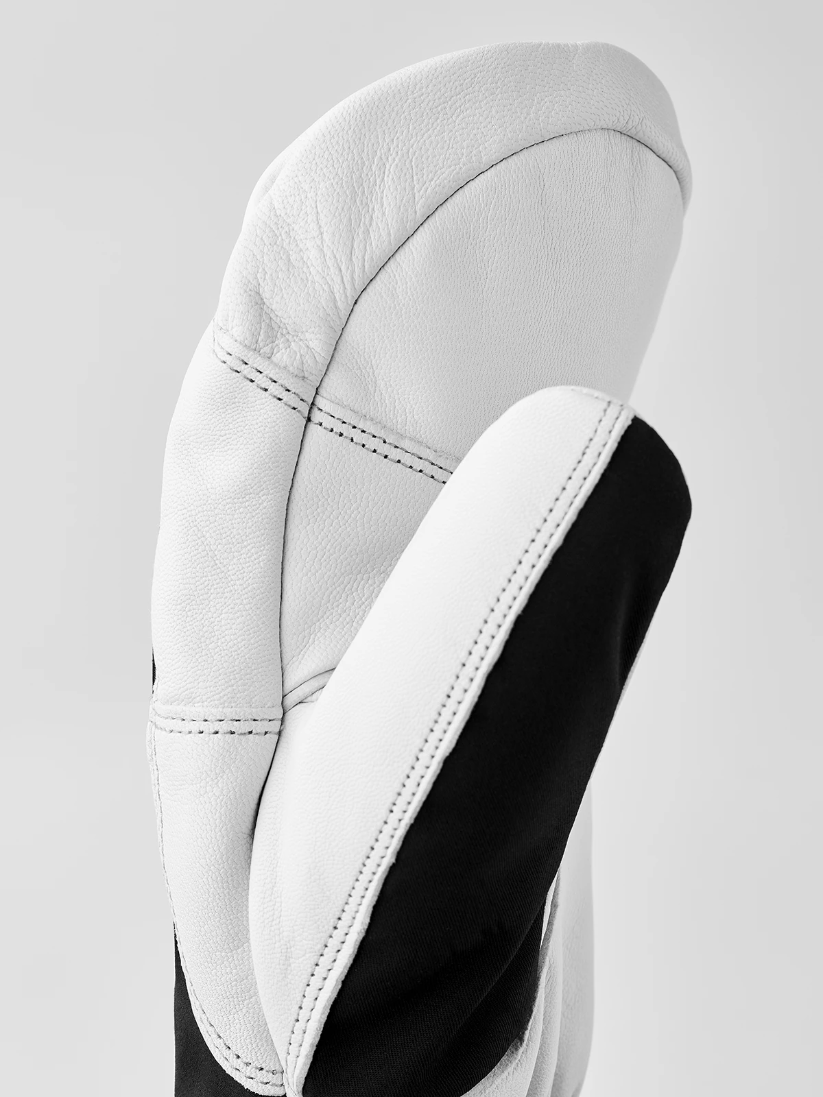 Hestra Army Leather Extreme Mitt 3 Hestra Army Leather Extreme Mitt - Image 3