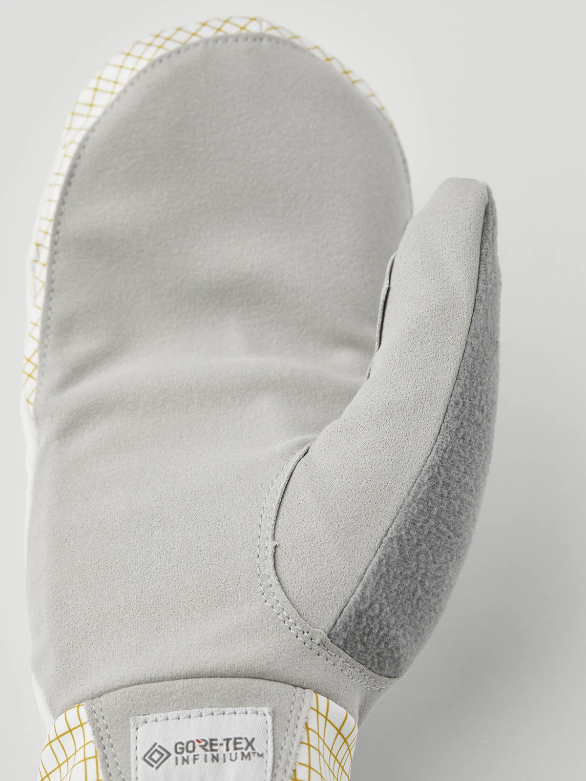 Hestra Women's W.S. Breeze Mitt - Offwhite 3 Hestra Women's W.S. Breeze Mitt - Offwhite - Image 3