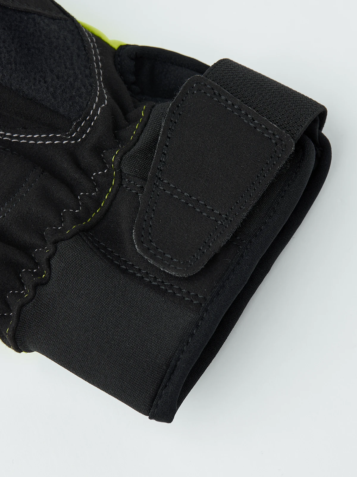 Hestra Ergo Grip Long 5-finger - Yellow & Black 4 Hestra Ergo Grip Long 5-finger - Yellow & Black - Image 4